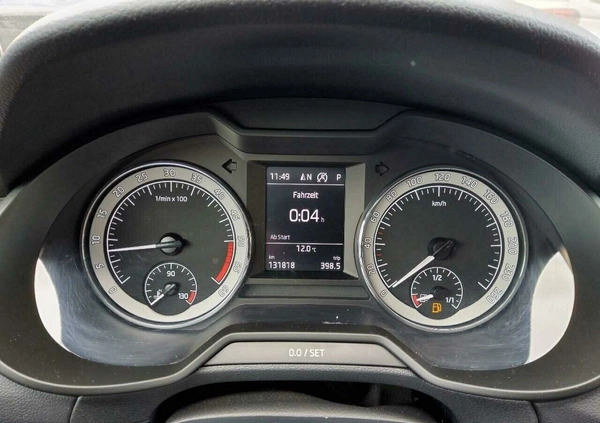 Skoda Octavia cena 69900 przebieg: 131818, rok produkcji 2018 z Grajewo małe 16
